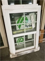 Lot of 2 single hung windows