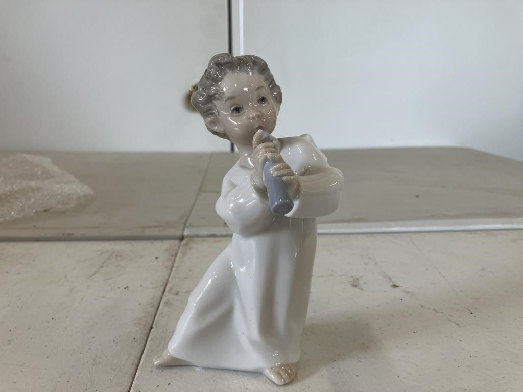 Lladro “Angel With Flute” Figure 4540 #3