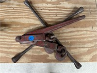 Chain Binder & 4 Way Wrench