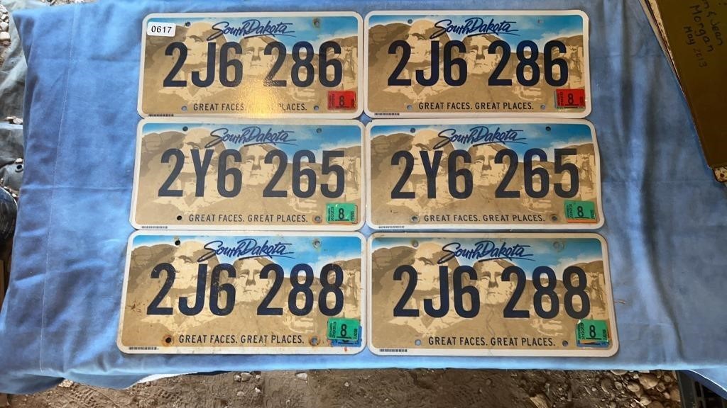 (7) South Dakota License Plates & (2) Signs