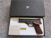 Victor Military 22 cal Pistol w/original box