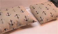 SET OF (2) SOUTHERN INSIRATION CANVAS PILLOWS.