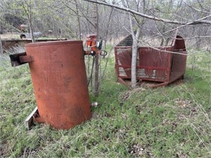 Fuel tank with pump, trailer