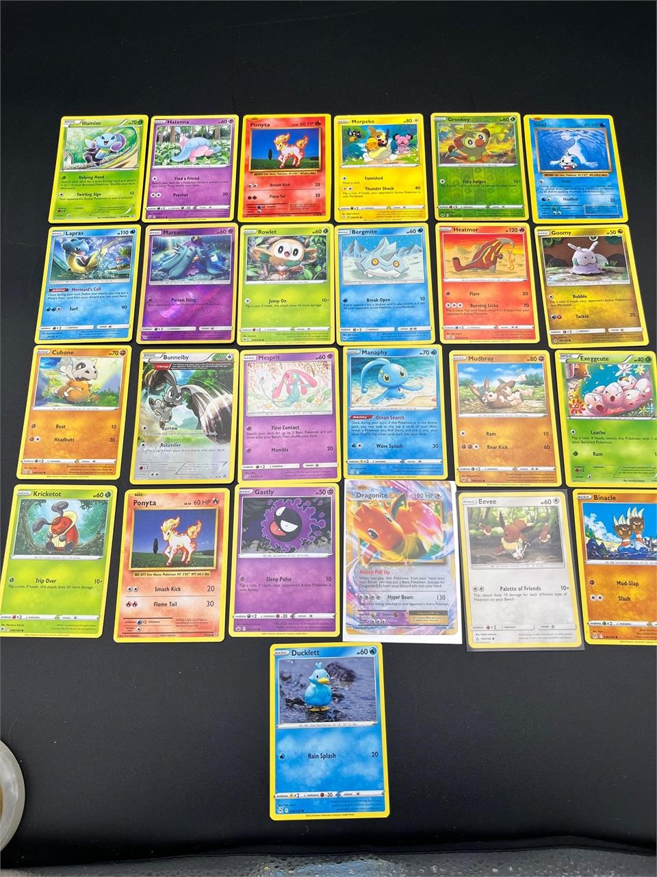 25 Pokemon Card Lot