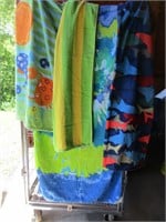 4) colorful kids XL beach towels