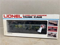 Lionel O and 027 gauge tank car 66304