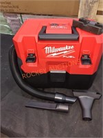 Milwaukee M18 1.6 Gallon Wet/Dry Vacuum