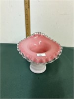 Vintage 1940's Fenton Glass Vase Peach Crest