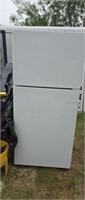 Older refrigerator working condition Great for
