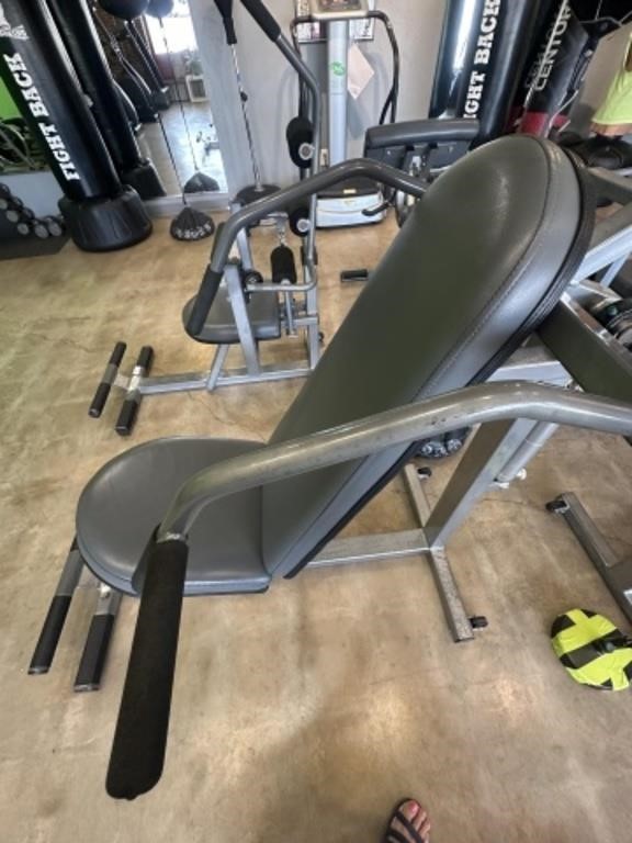 Commercial Grade Shoulder Press Machine