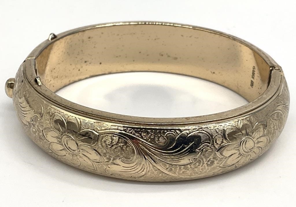 Sarah Coventry Bangle Bracelet