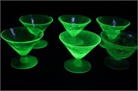 6 coupes en ouraline / uranium glass