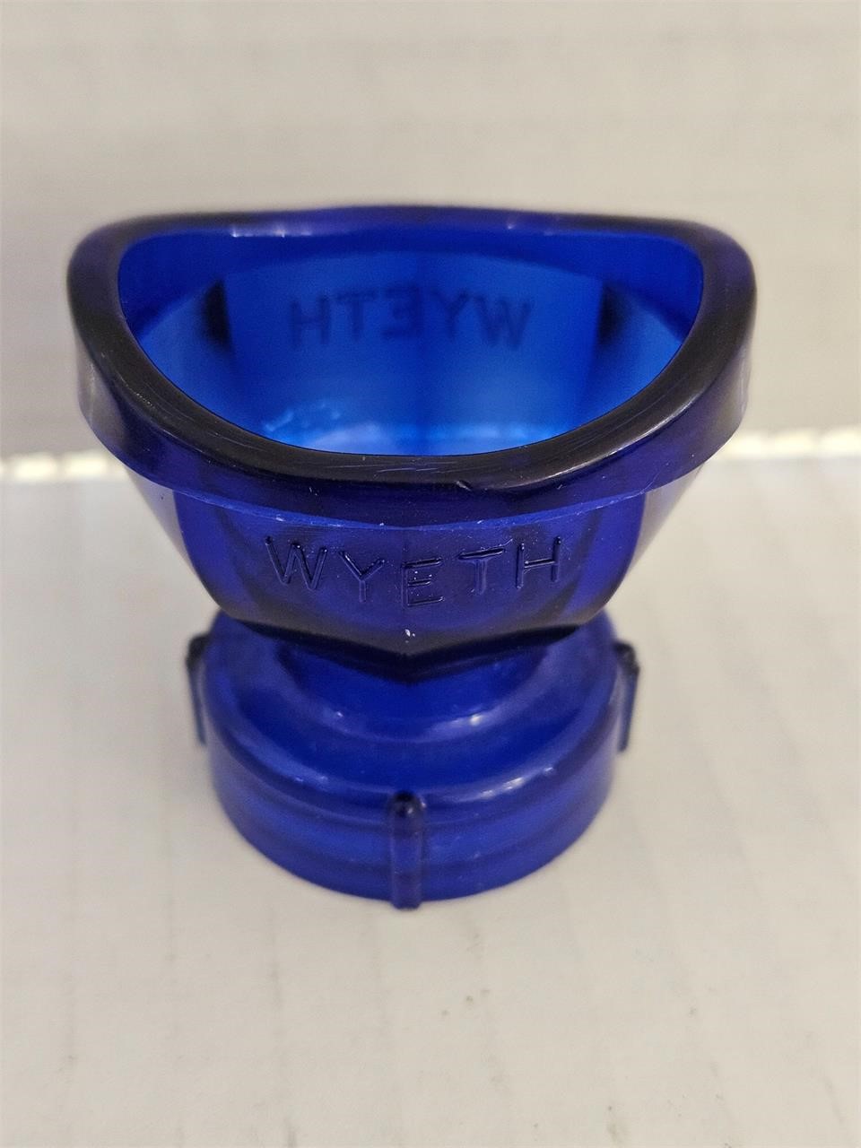 Vintage Wyeth Blue Eye Washer