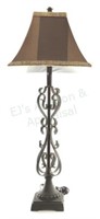 Traditional Style Metal Base Table Lamp W/ Shade