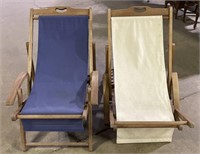 (N) 2 Wooden Folding Lawn Chairs 31”