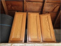 (3)Oak front cabinets.