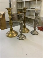 2 PAIRS OF CANDLESTICKS