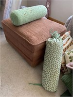 Ottoman / pillows