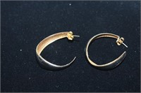 Pair of Black and Golden C-Hoop Earrings