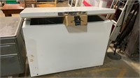 Whirlpool chest freezer works