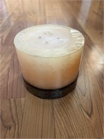 E4) Very large  3 wick candle, vanilla jasmine