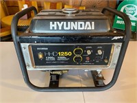 Hyundai HX87 1300 watt generator