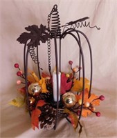 Metal pumpkin w/ battery operated candle -
