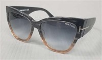 Tom Ford designer sunglasses - made in Italy -