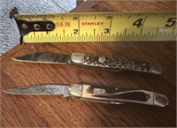 2 pocket knives