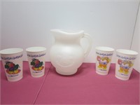 VTG Kool Aid Pitcher with 4 Plastic cups with