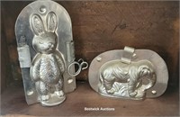 2 molds - Bunny and elephant made in Holland