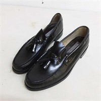 Loft and Brownstone size 10.5 men's shoes