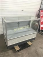 4' Glass Display / Show Case