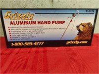 Grizzly aluminum hand pump