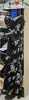 Long Evening Gown Black & White Pattern sz 6