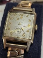 gruen veri thin curved antique watch works 10K
