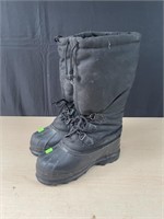 Sorel Size 6 Winter Boots