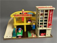 Vintage Fisher Price Play Family Garage