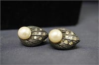 Antique Pearl Clip On Earrings With Rhinestones