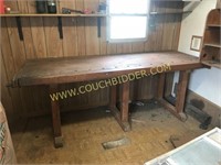 Solid wood carpenters work bench w/ vise