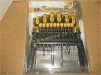 18 pc. screwdriver set--New