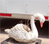 CONCRETE SWAN PLANTER (DOLLY NOT INCLUDED)