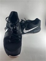 Men's Running Shoes 'Nike', Size 11 GUC