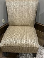 TAN AND BROWN ACCENT CHAIR