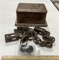 Wooden box w/ wooden chain