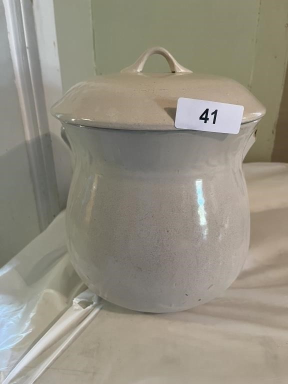 Unmarked Stoneware Chamber Pot, (Maybe Uhl?)