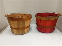 Vintage bushel basket's