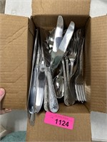 BOX OF FLATWARE