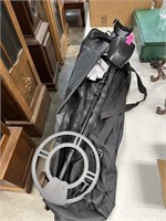 METAL DETECTOR W BAG & SOME ACCESSORIES