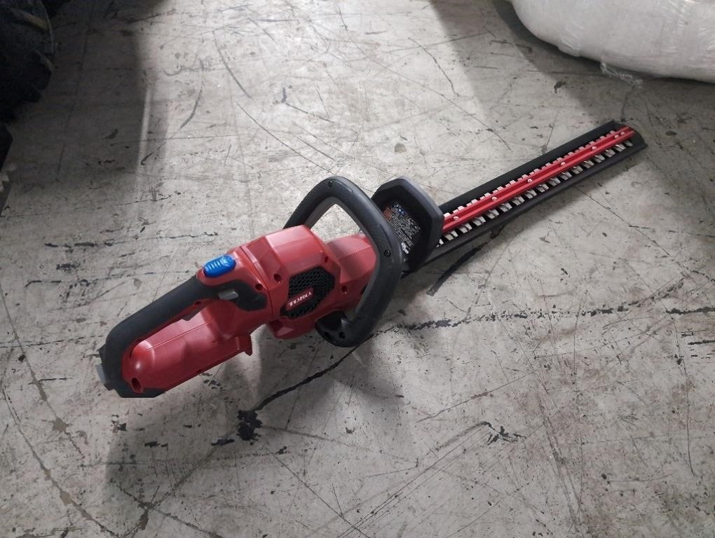 Toro 24 in. 60V Cordless Hedge Trimmer (Tool-Only)